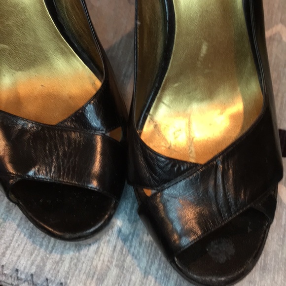 Marc Fisher black leather heels - Picture 7 of 7